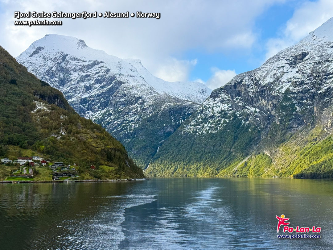 Fjord Cruise Geirangerfjord